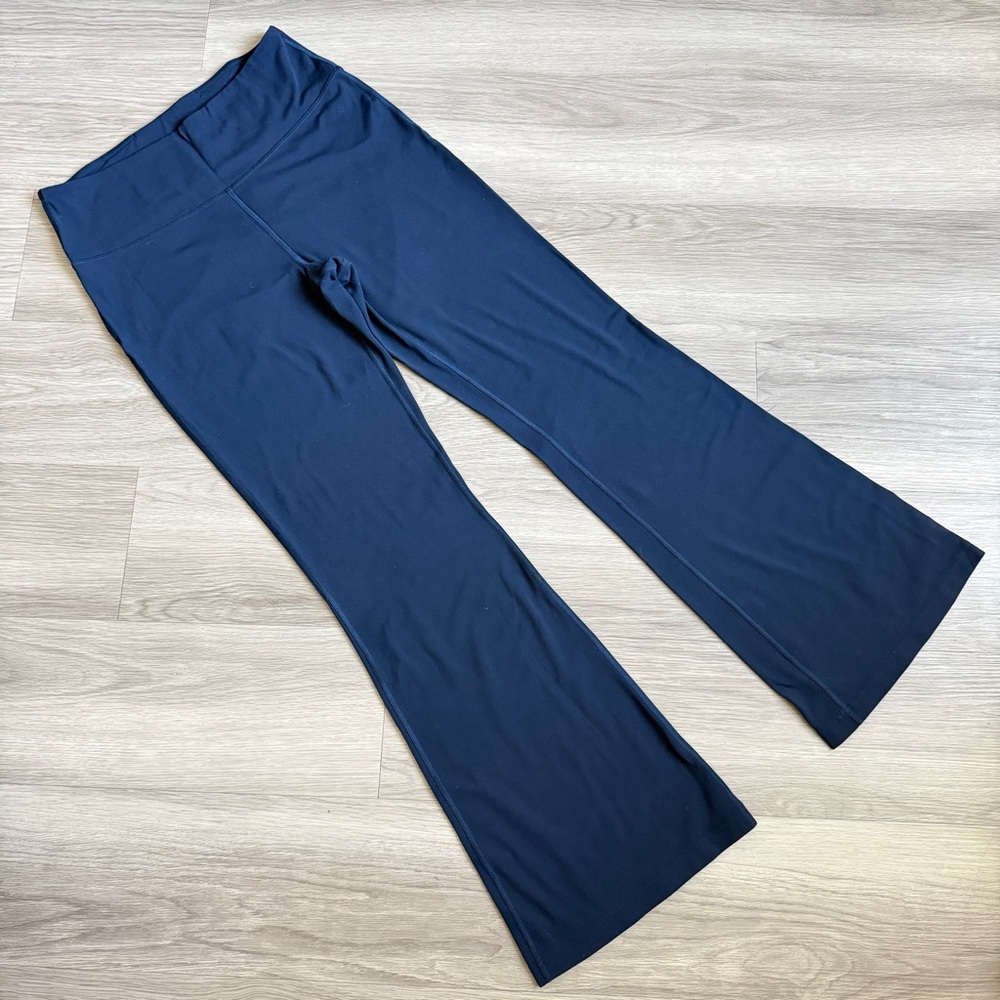 Lululemon Groove Super High-Rise Flared Pant Nulu Navy Blue Size 12